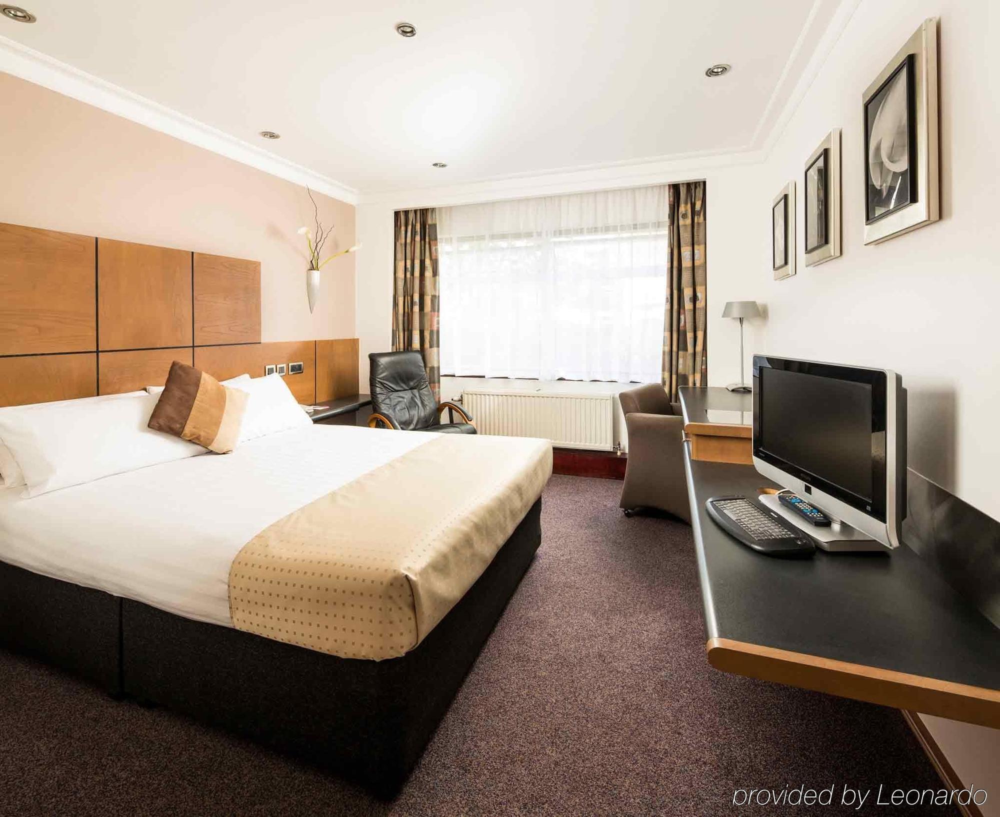 Mercure London Watford Hotel Extérieur photo